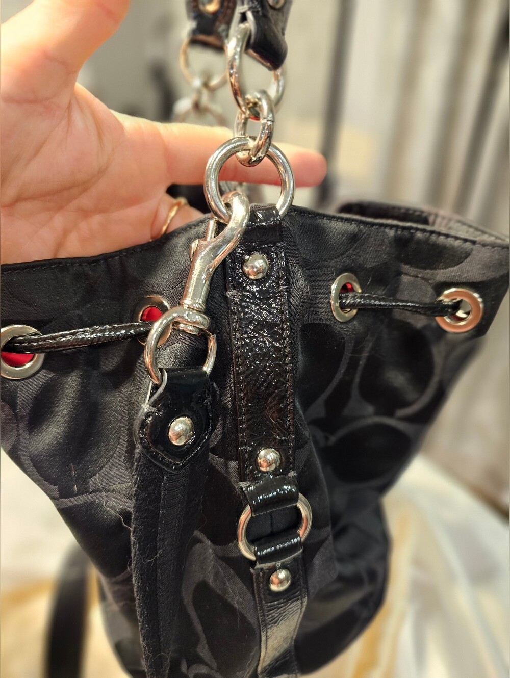 Coach Poppy Black Signature Drawstring Bucket/Crossbody Hot Pink Interior - Picture 5 of 11